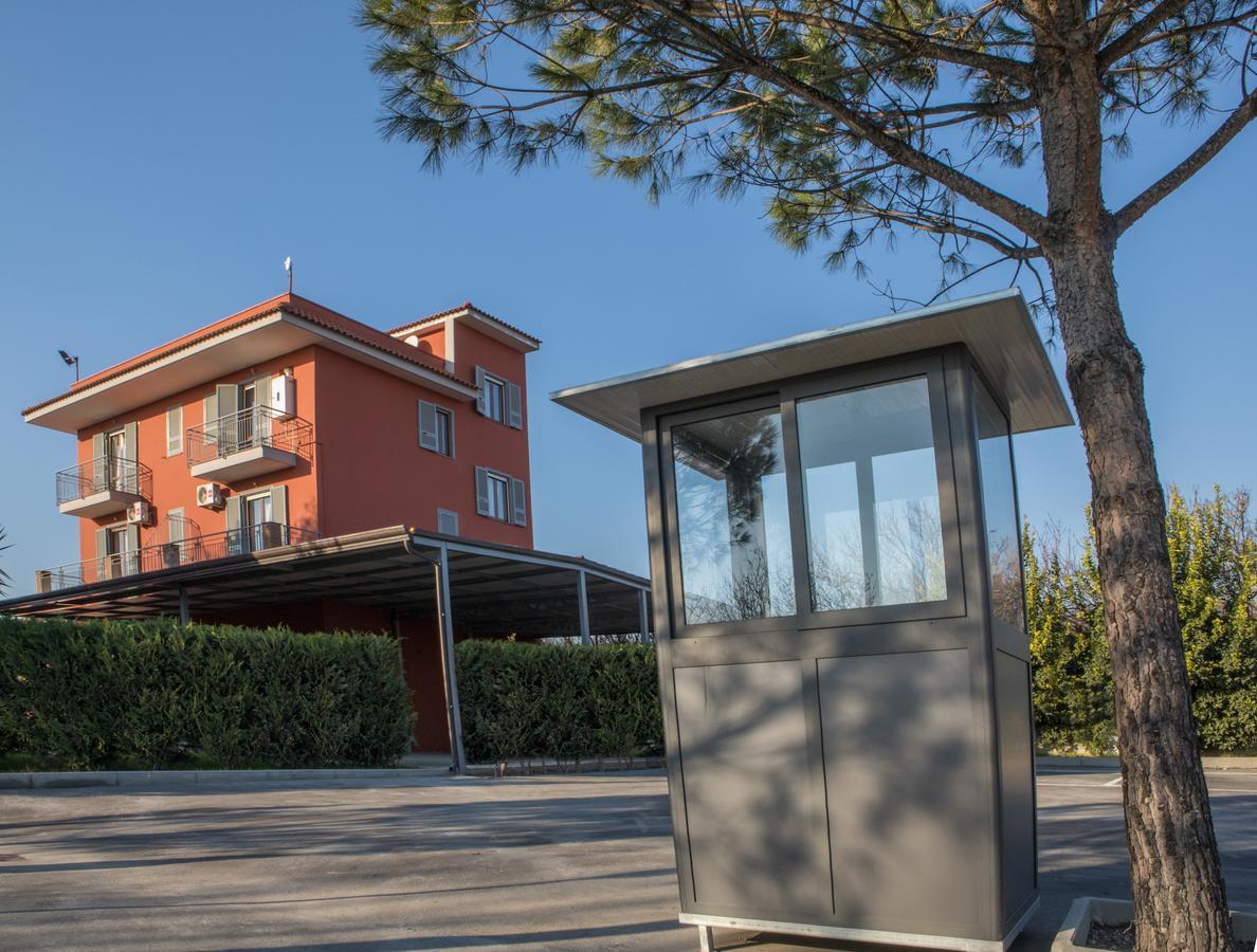 My Svago Hotel Mariglianella Buitenkant foto