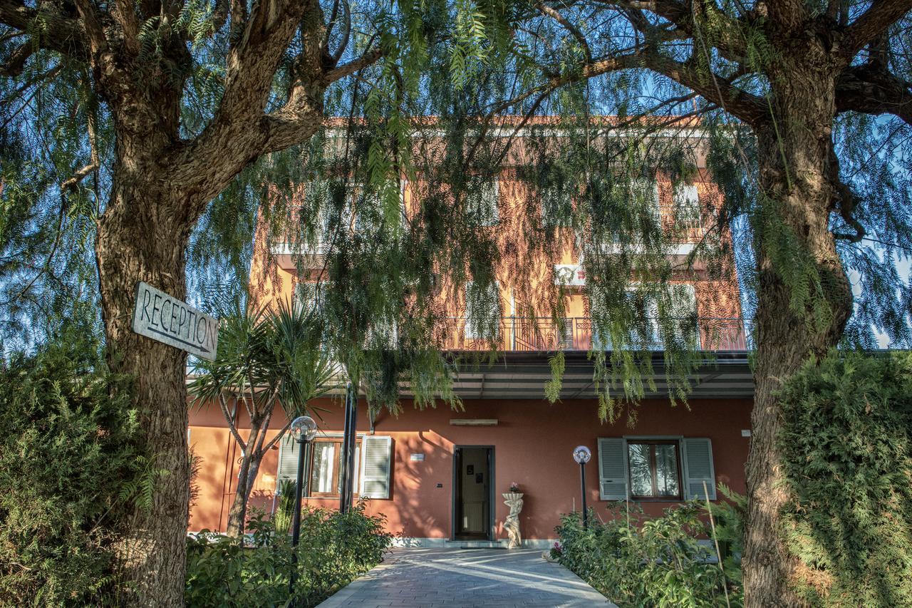 My Svago Hotel Mariglianella Buitenkant foto